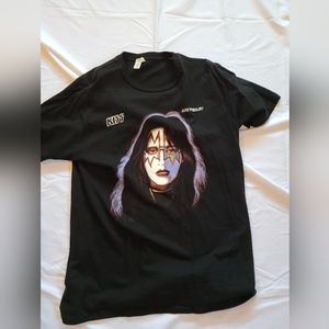 Kiss "Ace Frehley" T-shirt.